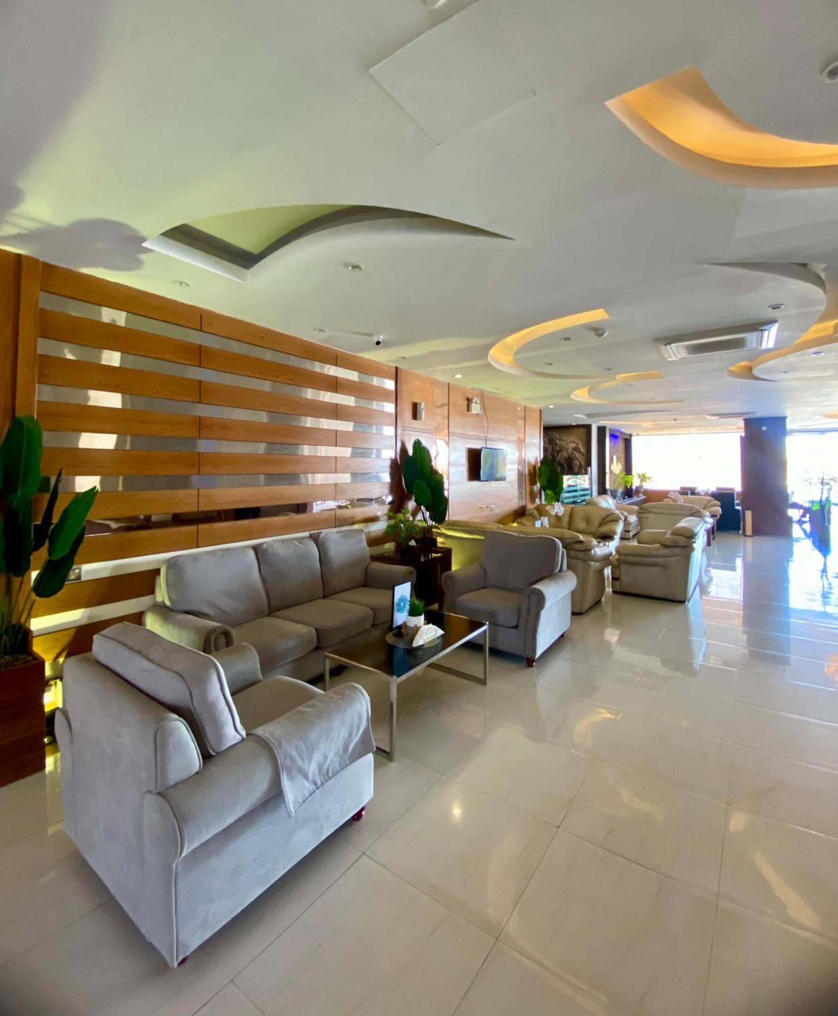 Aral Hotel Apartments Табук Экстерьер фото